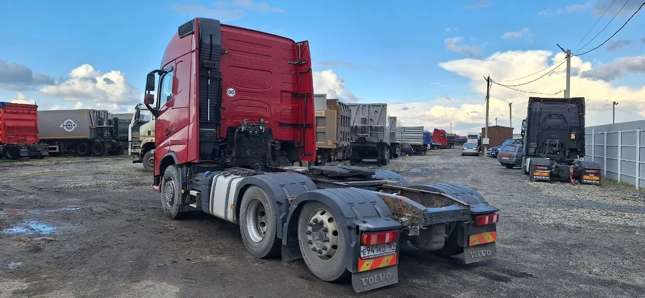 Volvo FH 6x2 Седельный тягач, фото 4
