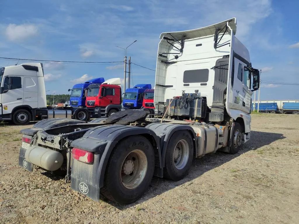 FAW CA 4250 6X4 Седельный тягач, фото 3