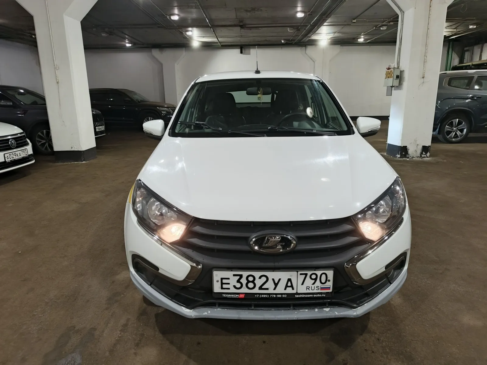 LADA Granta Лифтбек, фото 2
