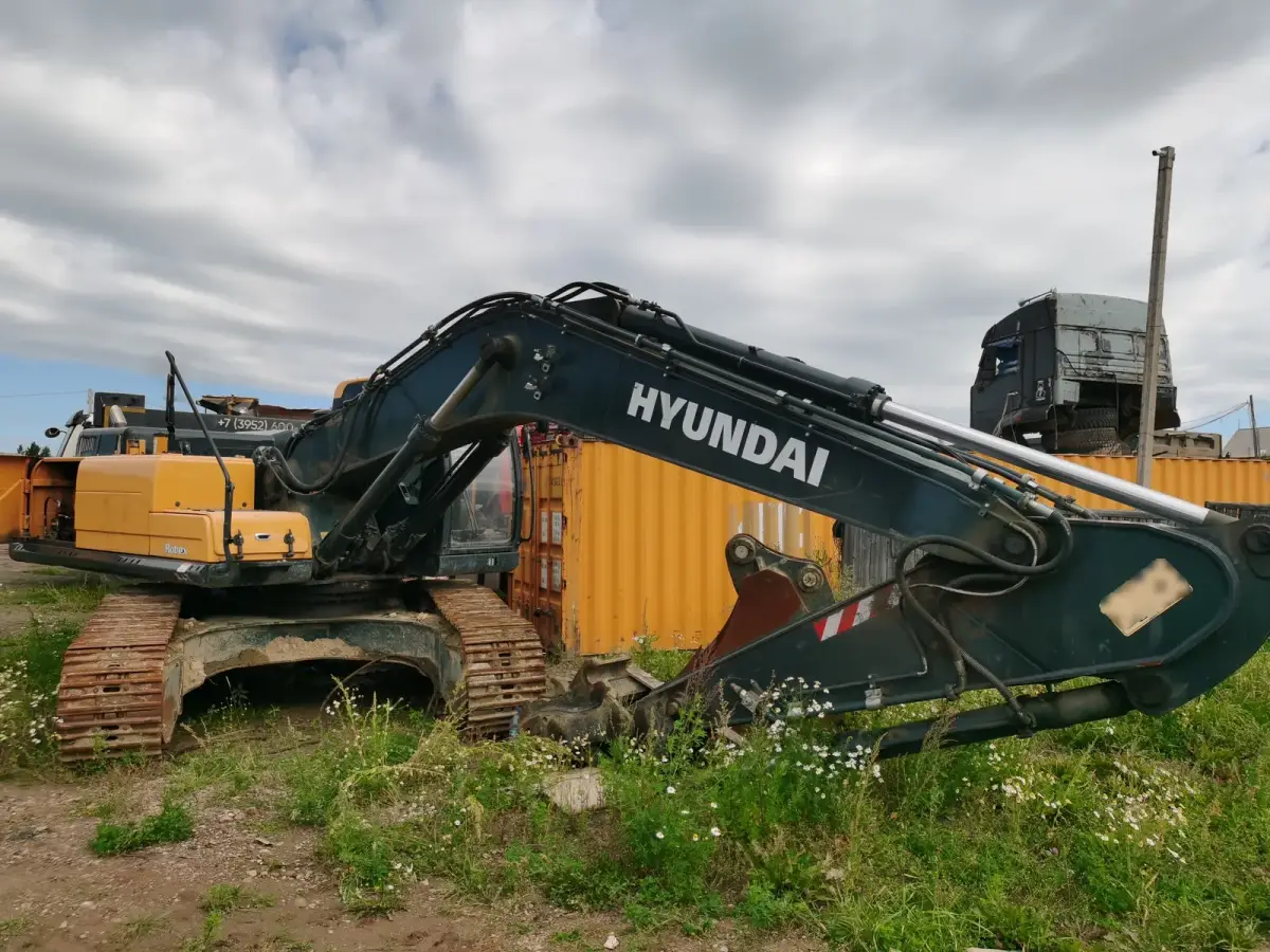 Hyundai R350 Экскаватор, фото 2