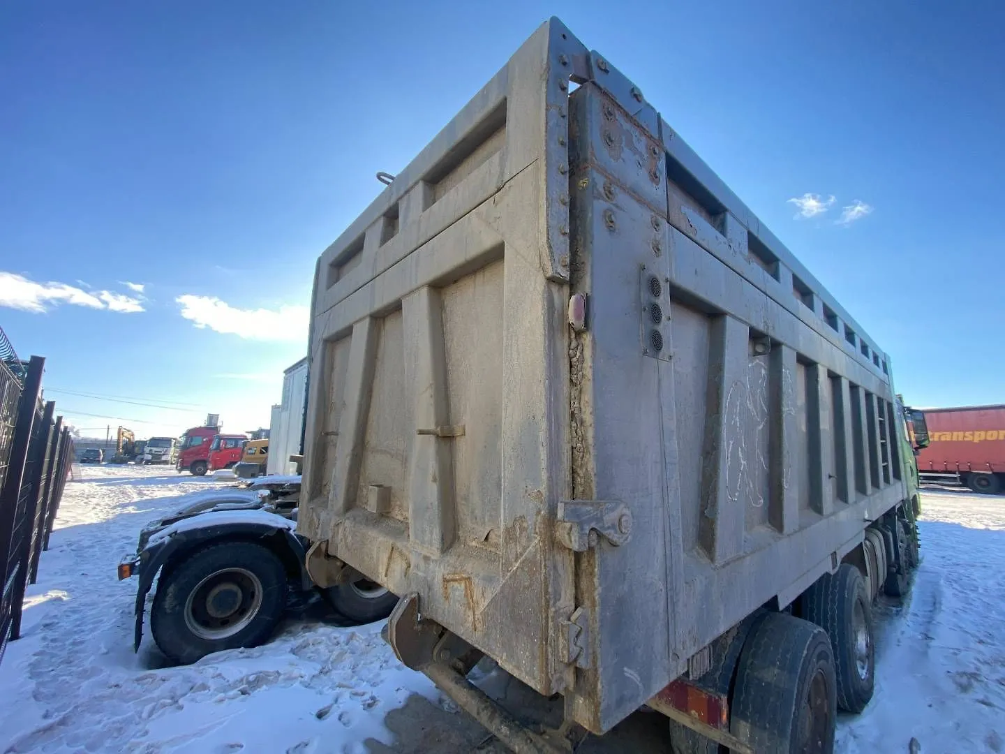 Shacman SX* 8x4 Самосвал, фото 5