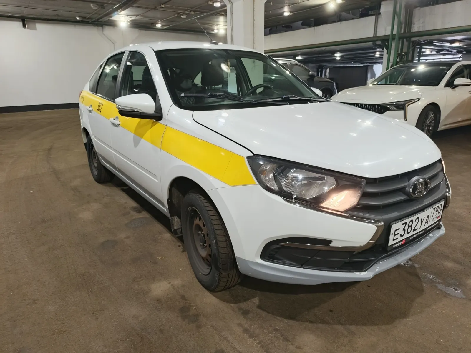 LADA Granta Лифтбек, фото 3