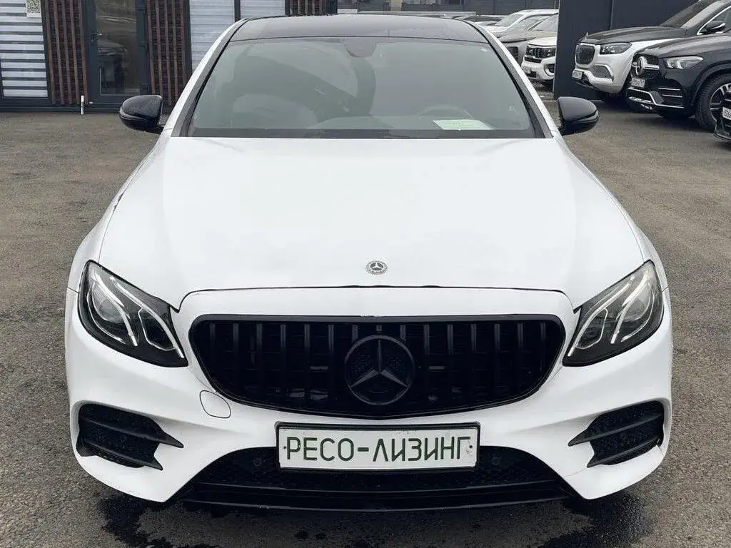 Mercedes-Benz E 200, фото 2