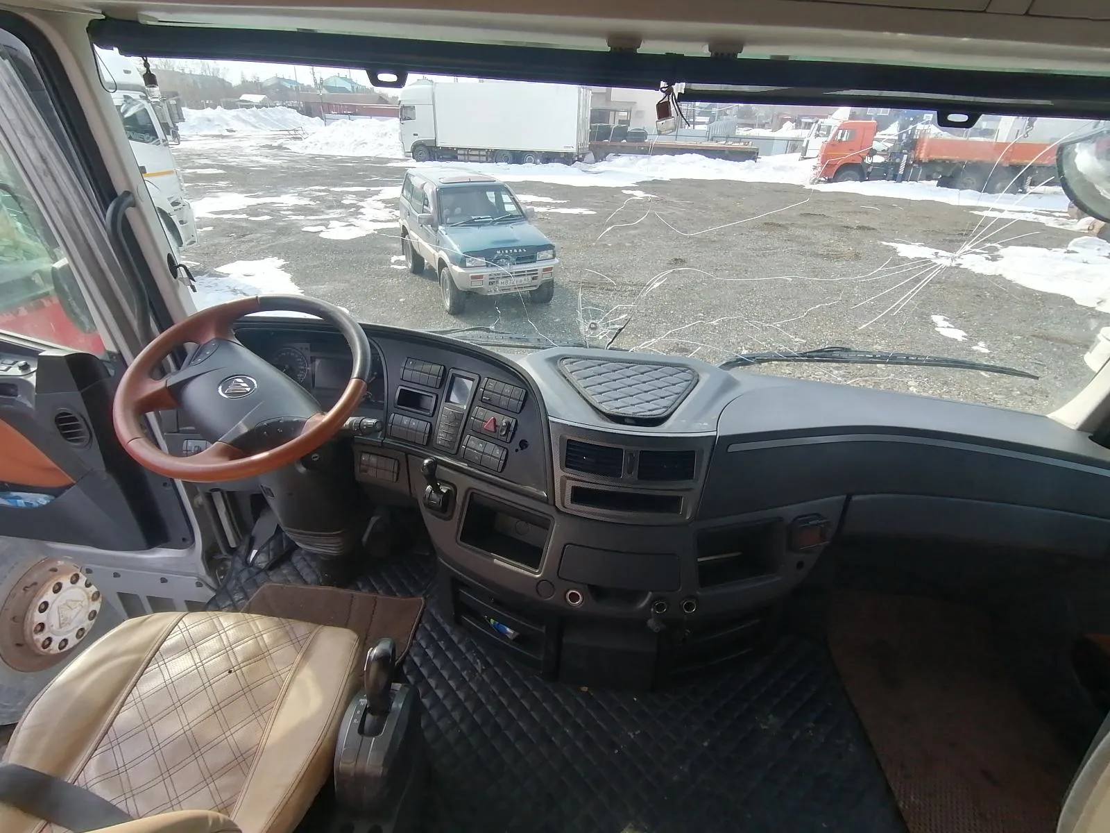 Foton AUMAN 4x2 Седельный тягач, фото 5