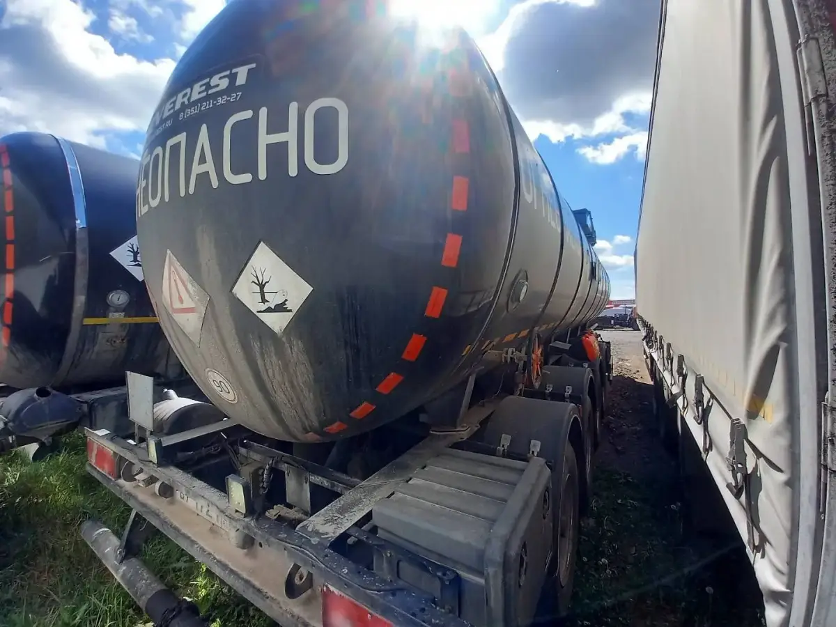 УралСпецТранс 9465* Полуприцеп цистерна, фото 4
