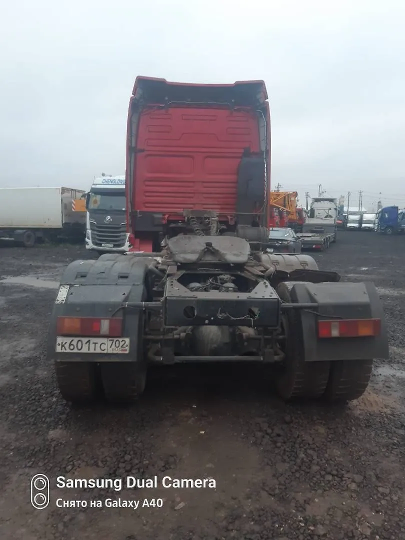 Shacman SX* 6x4 Седельный тягач, фото 4