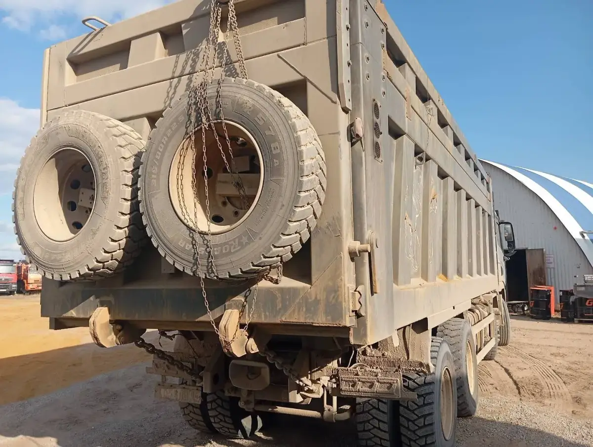 Shacman SX* 8x4 Самосвал, фото 3