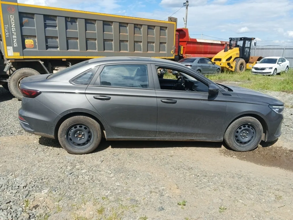 Geely Emgrand, фото 4