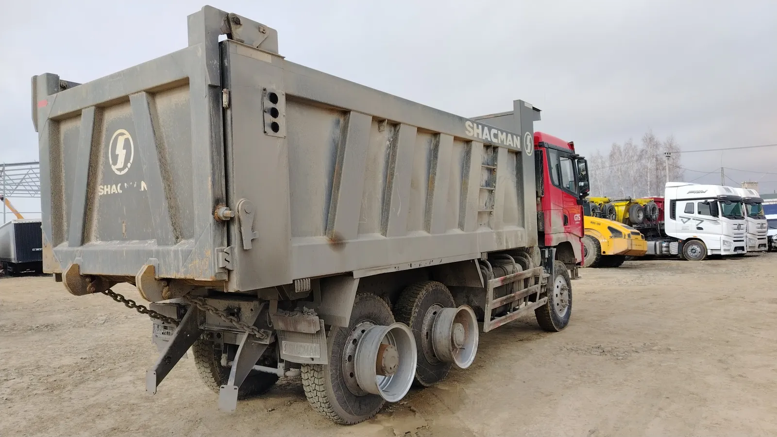 Shacman SX* 6x6 Самосвал, фото 3