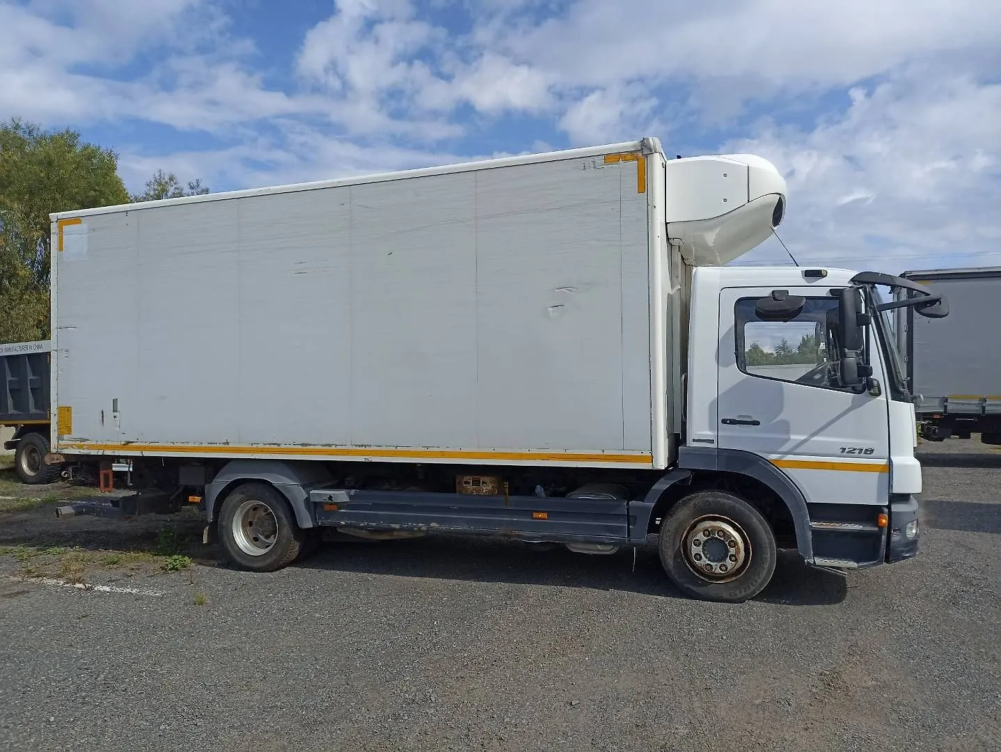 Mercedes-Benz ATEGO 4x2 рефрижератор с гидробортом, фото 4