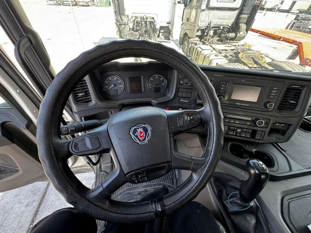 Scania P 8x4 Самосвал, фото 5
