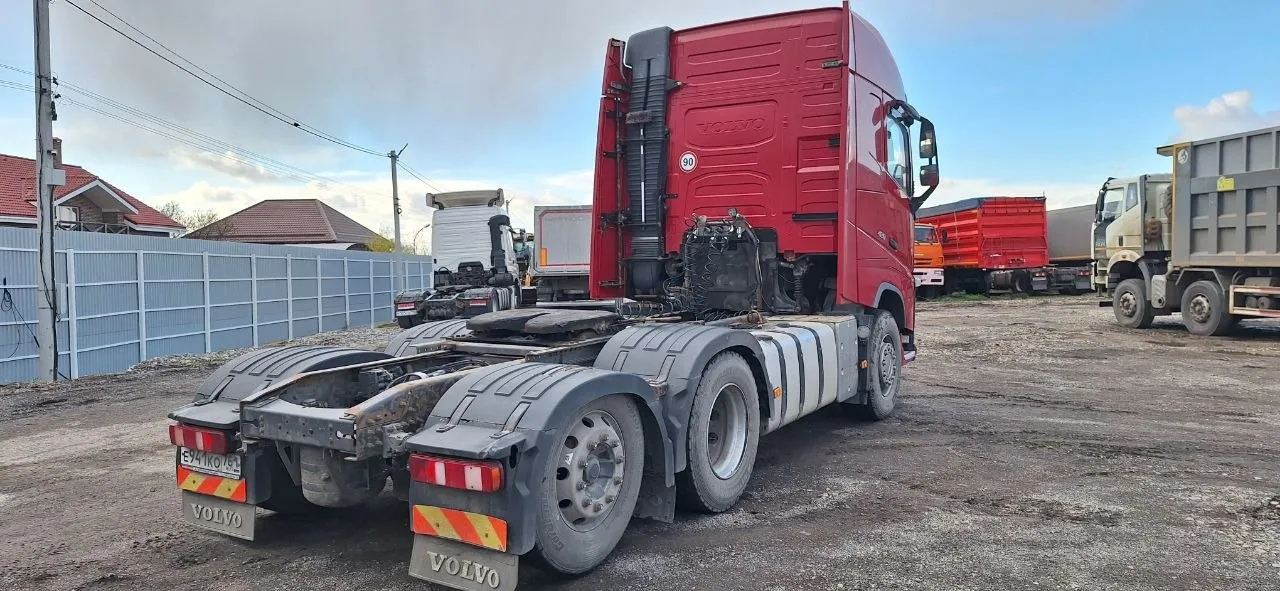Volvo FH 6x2 Седельный тягач, фото 3