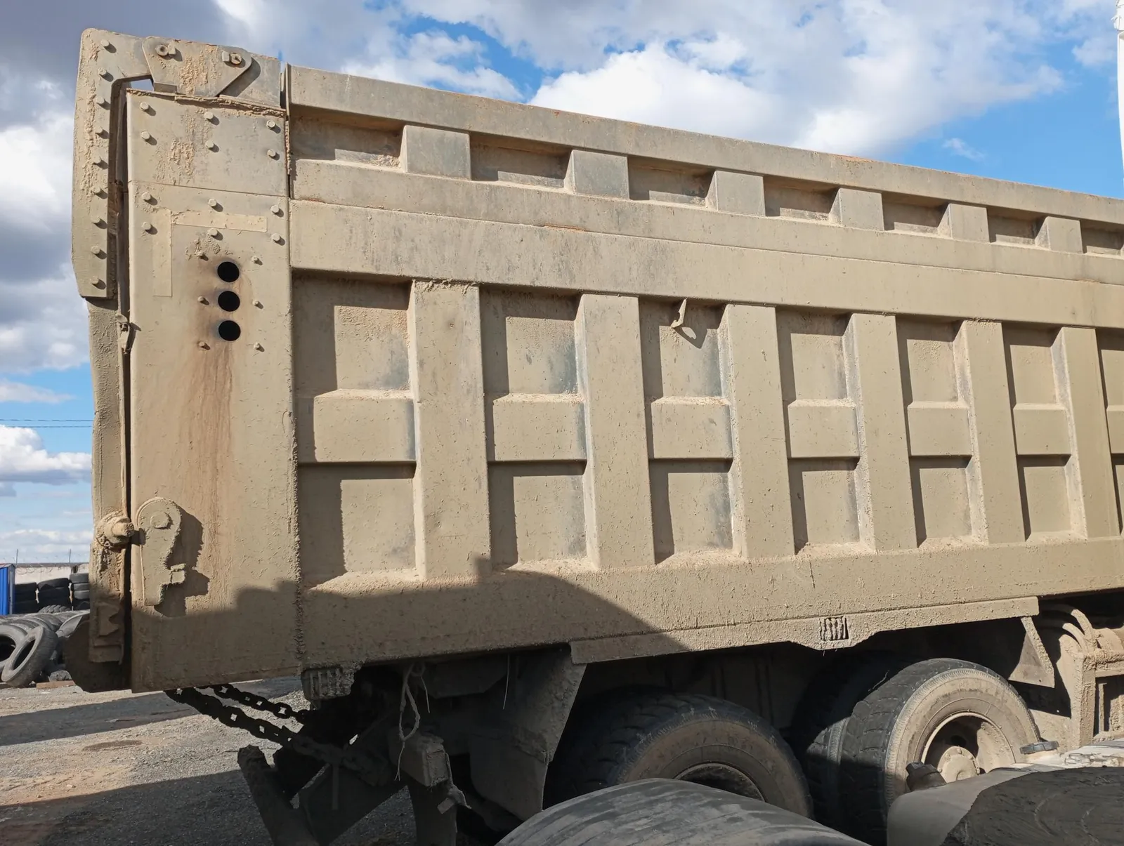 Shacman SX* 8x4 Самосвал, фото 3