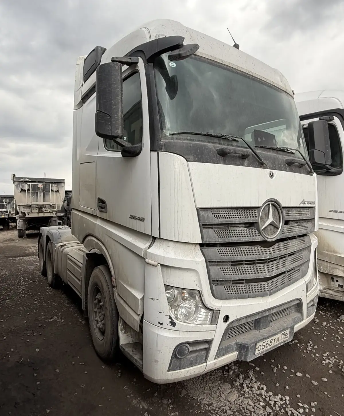 Mercedes-Benz Actros 6x4 Седельный тягач, фото 2