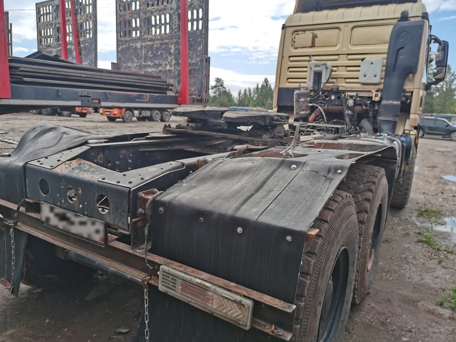 Shacman SX* 6x6 Седельный тягач, фото 3
