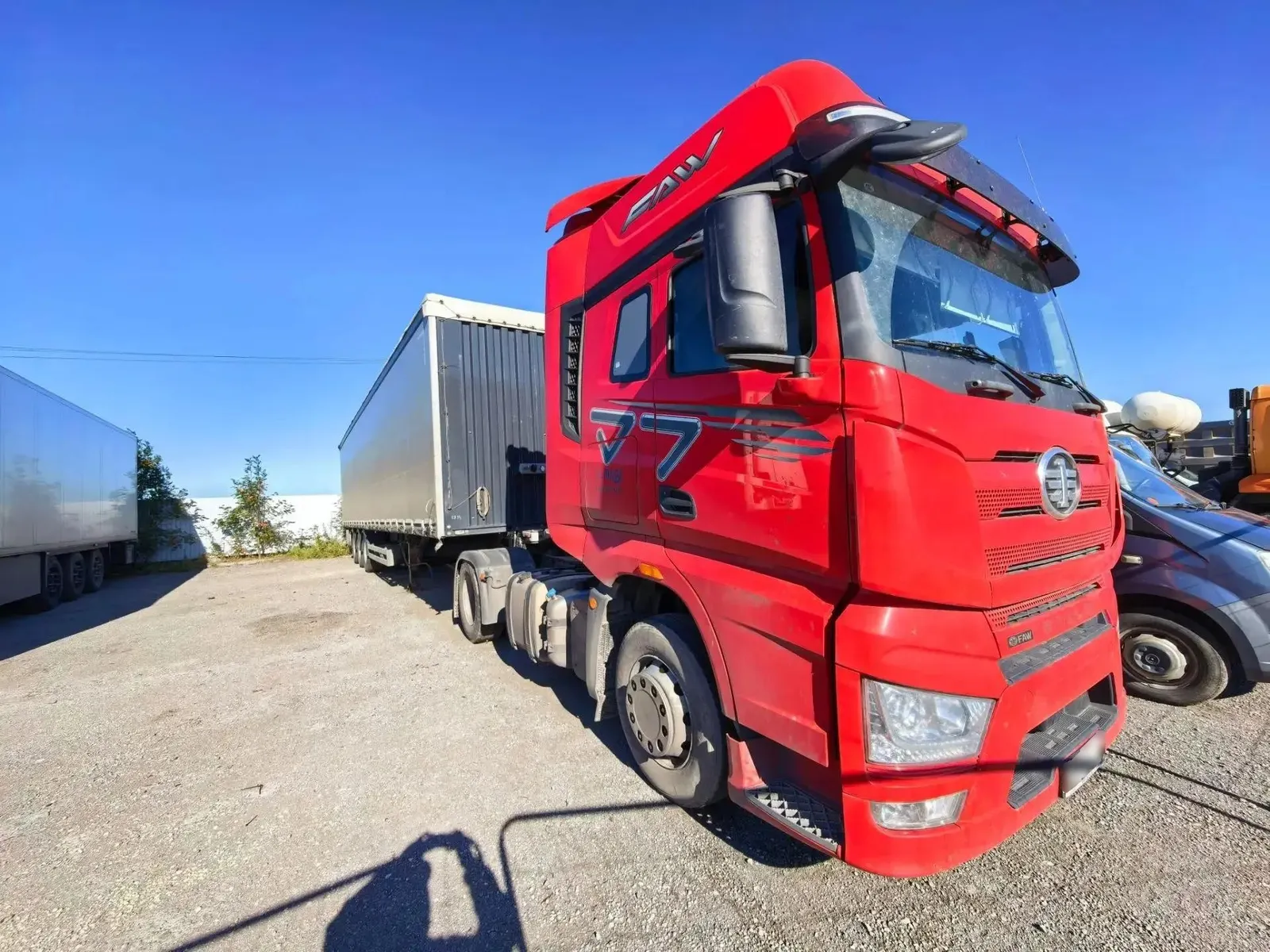 FAW J7 4x2 Седельный тягач, фото 2