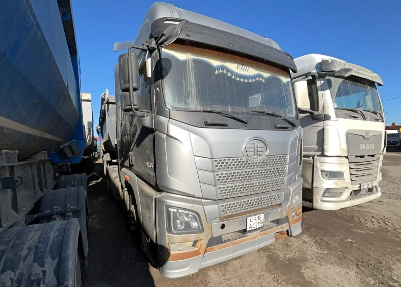 FAW JH6 4x2 Седельный тягач, фото 2