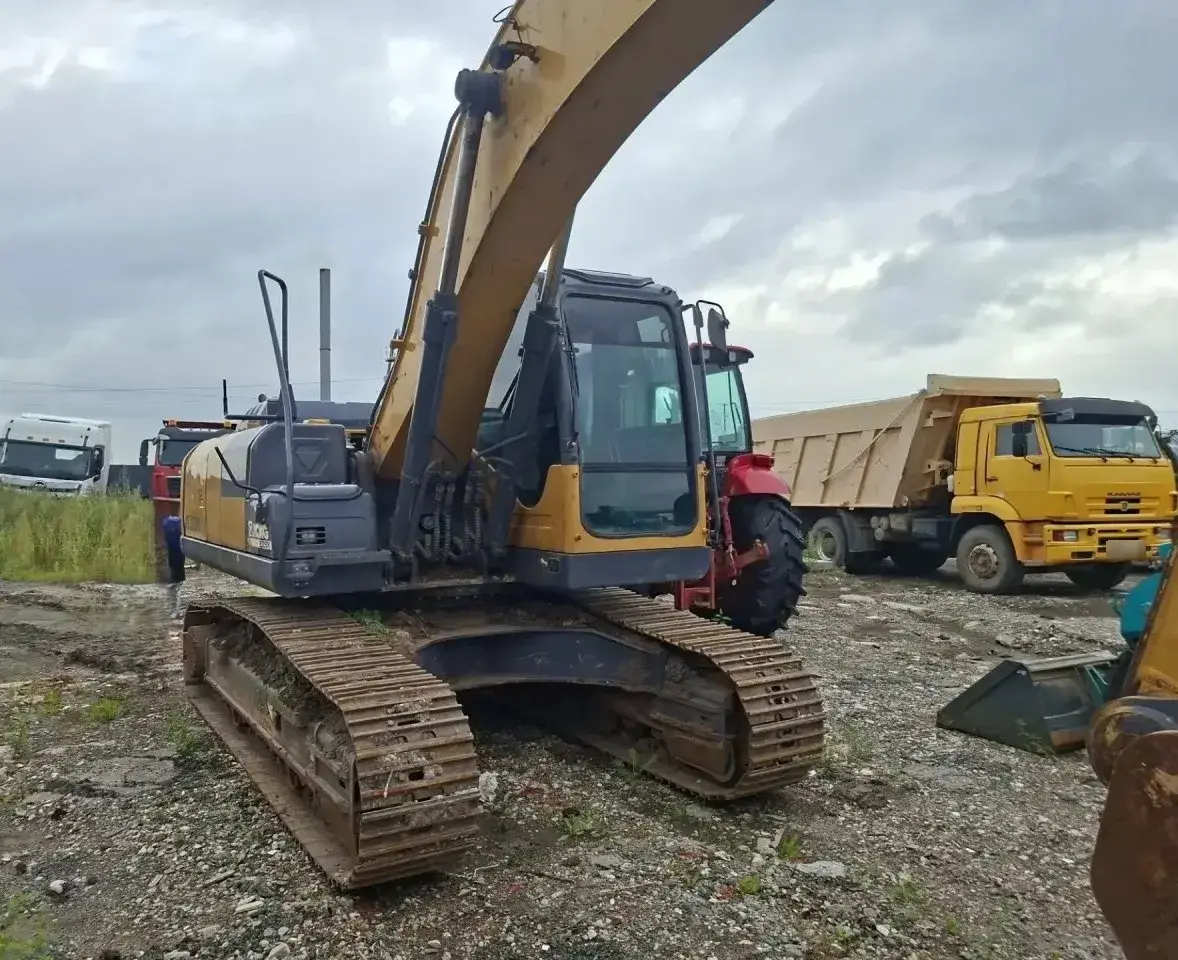 XCMG XE225 Экскаватор, фото 2