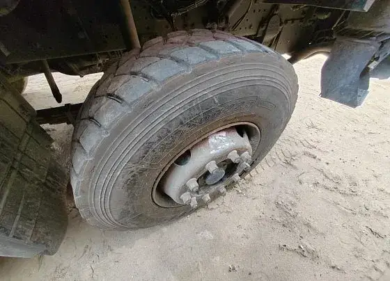 IVECO-Hongyan 908 (8x4), фото 2