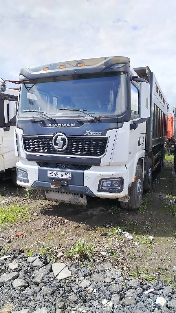 Shacman SX* 8x4 Самосвал, фото 3