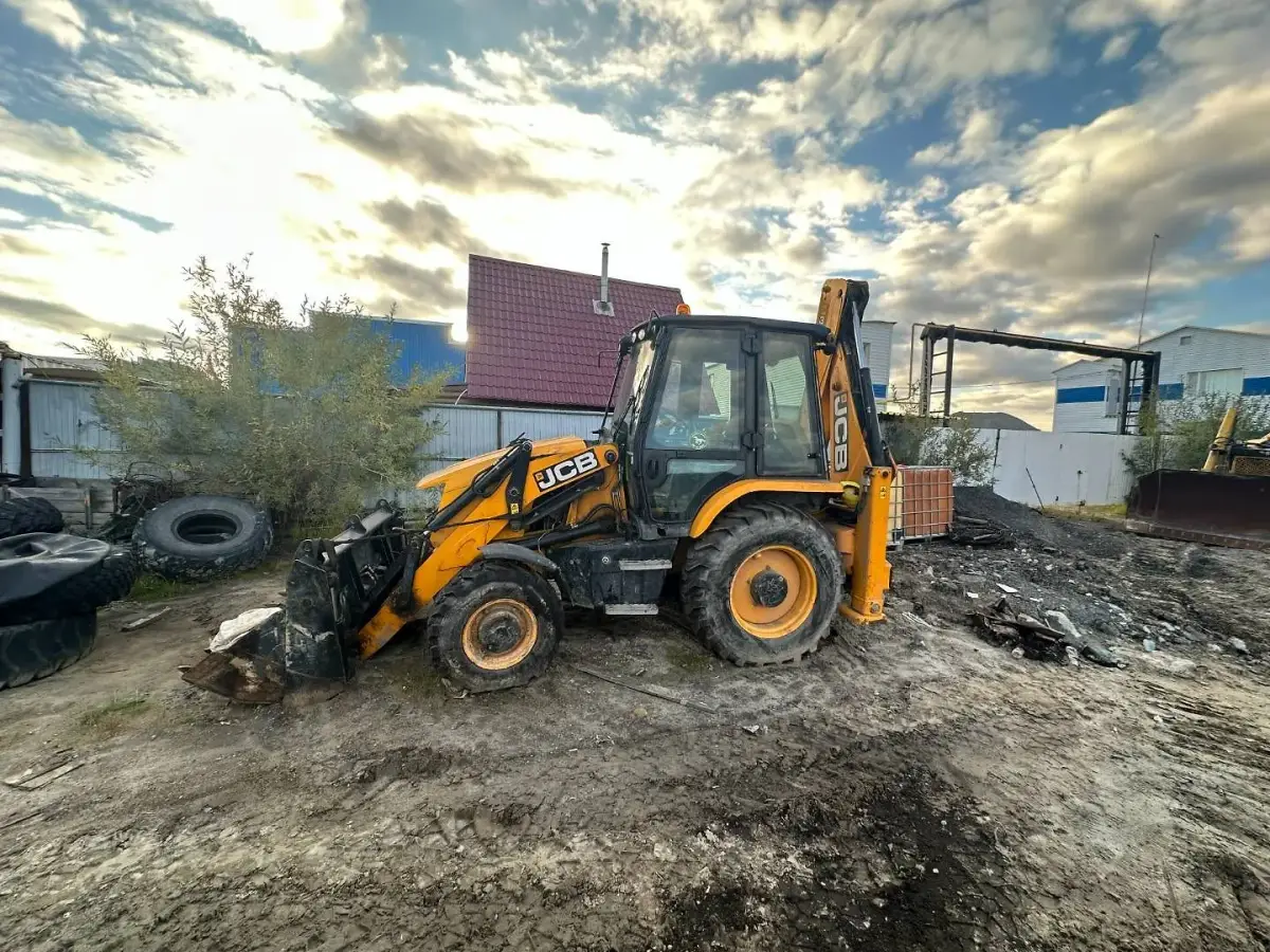 JCB 3CX Экскаватор-погрузчик, фото 3