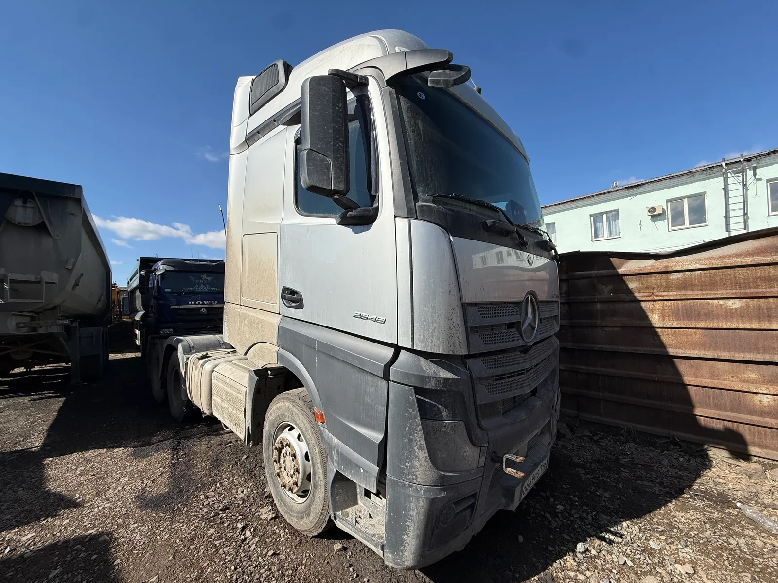 Mercedes-Benz Actros 6x4 Седельный тягач, фото 2