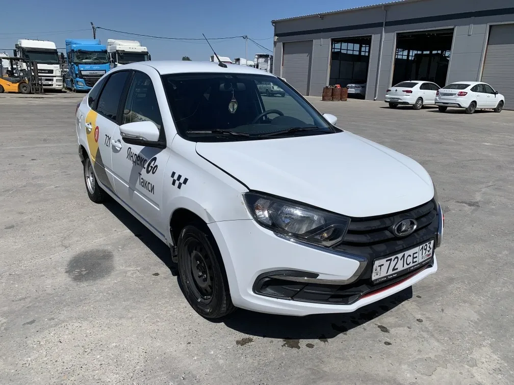 LADA Granta Лифтбек, фото 3
