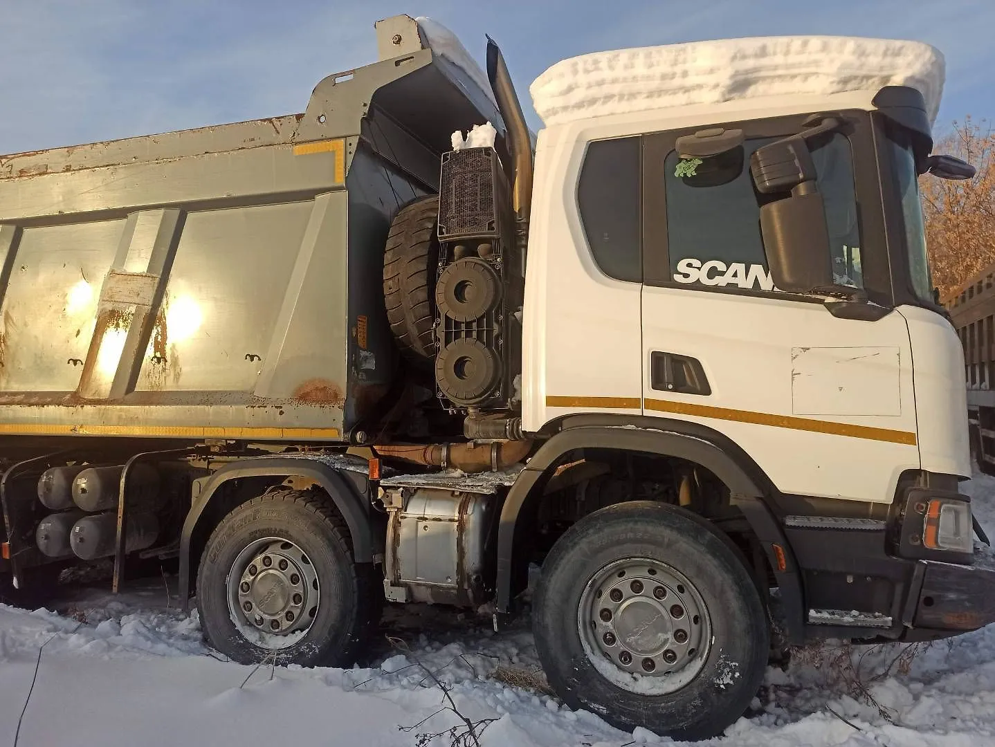 Scania P 8x4 Самосвал, фото 4