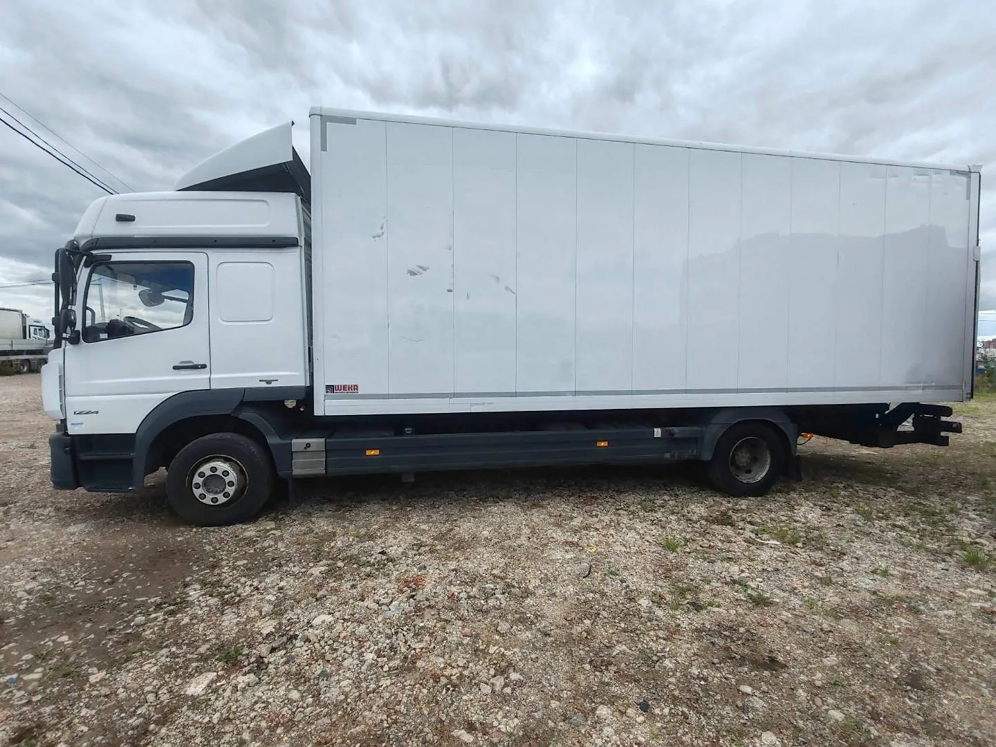 Mercedes-Benz ATEGO 4x2 Промтоварный с гидробортом, фото 5