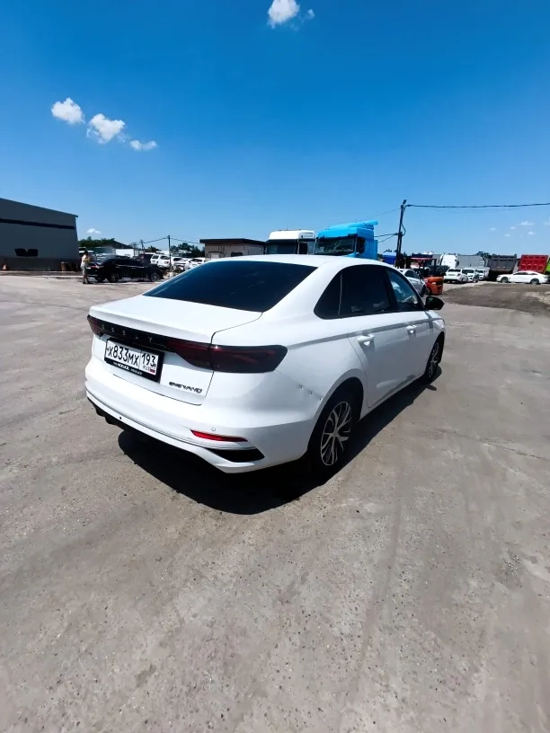 Geely Emgrand, фото 5