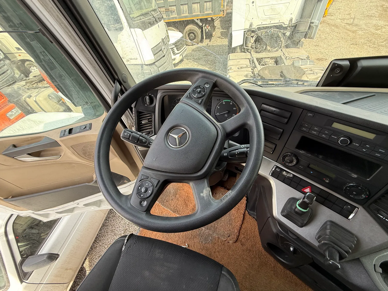 Mercedes-Benz Actros 6x4 Седельный тягач, фото 5