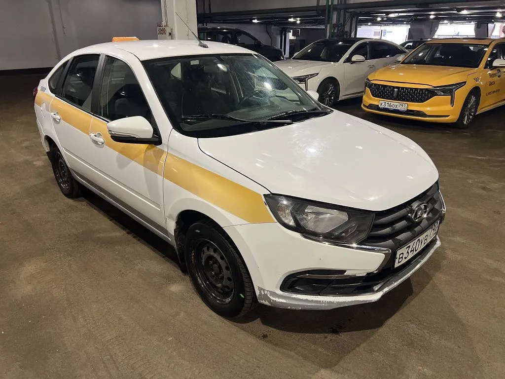 LADA Granta Лифтбек, фото 3