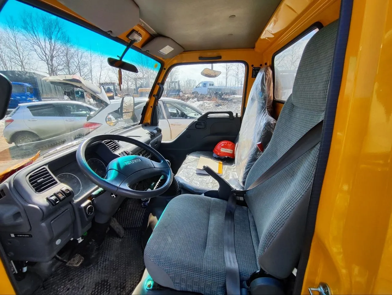 ISUZU ELF 4.5 4x2 Автовышка, фото 5