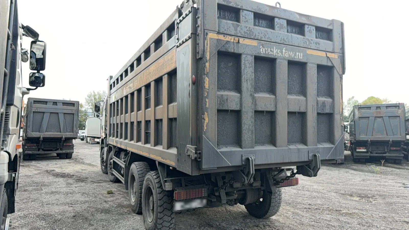 FAW CA 3310 8x4 Самосвал, фото 4