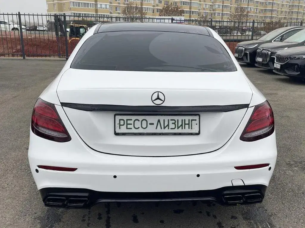 Mercedes-Benz E 200, фото 5