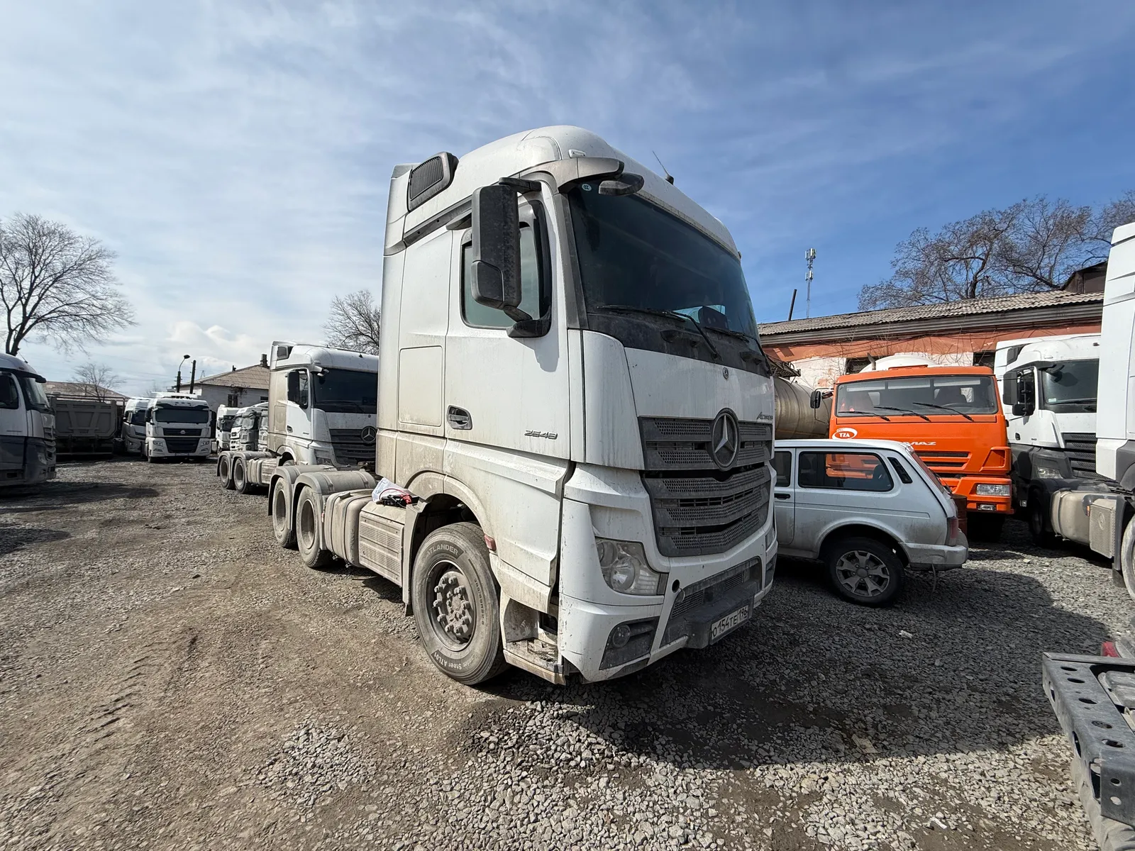 Mercedes-Benz Actros 6x4 Седельный тягач, фото 2