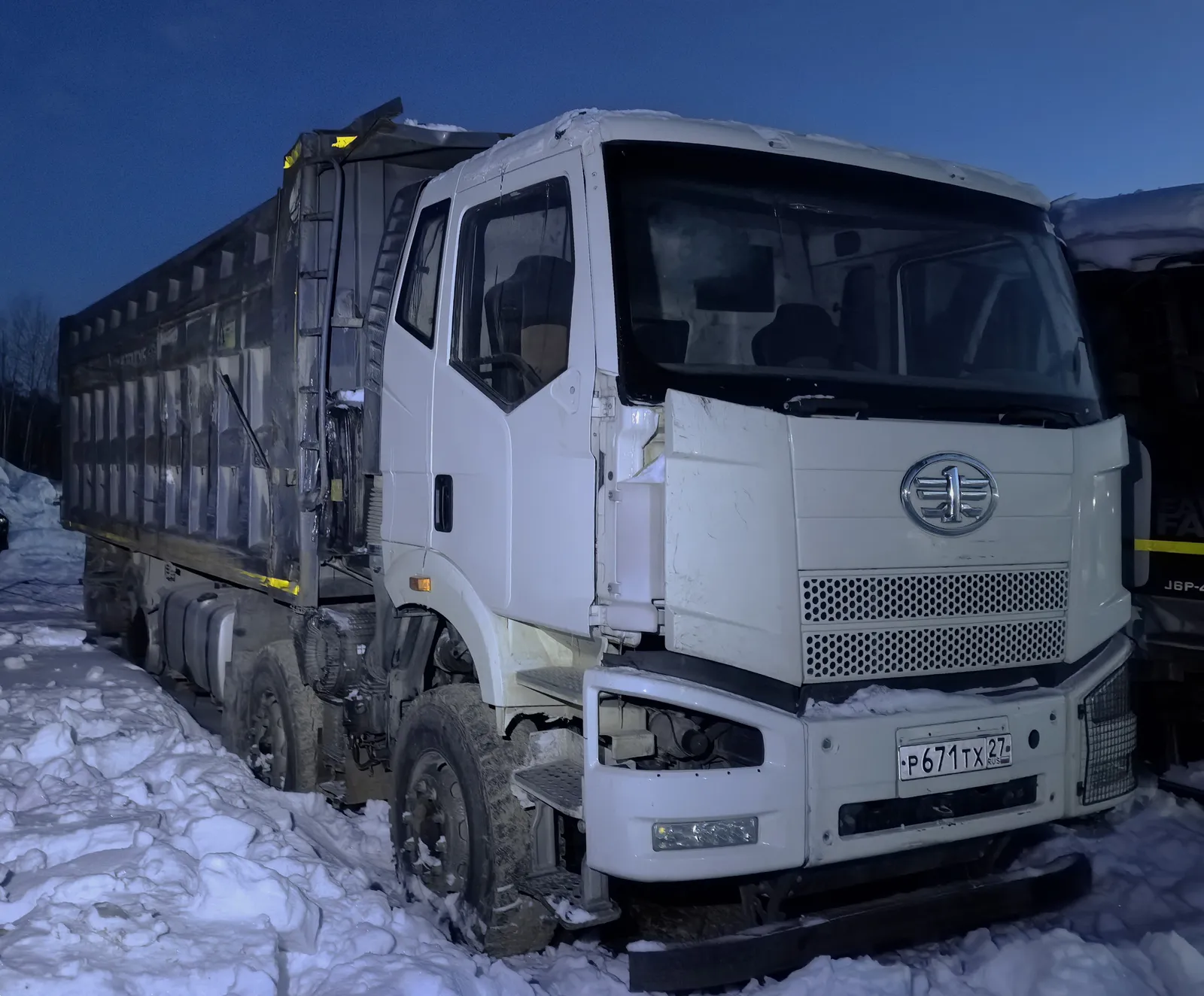 FAW J6 8x4 Самосвал, фото 2