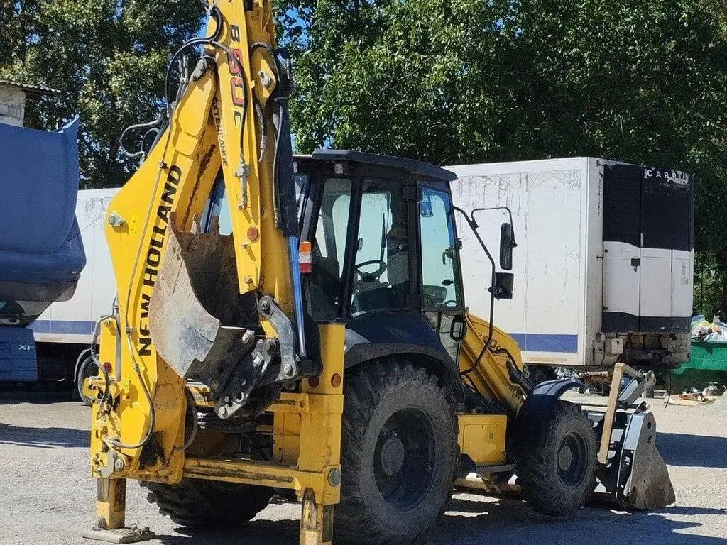 New Holland B80C, фото 5