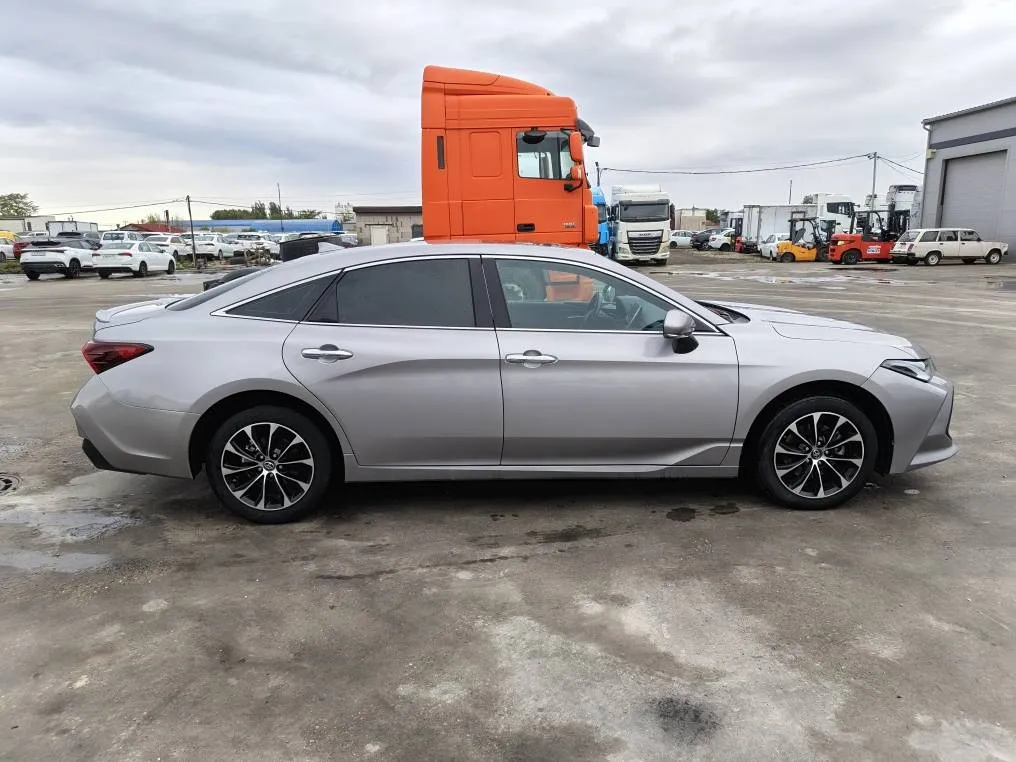 Toyota Avalon, фото 4