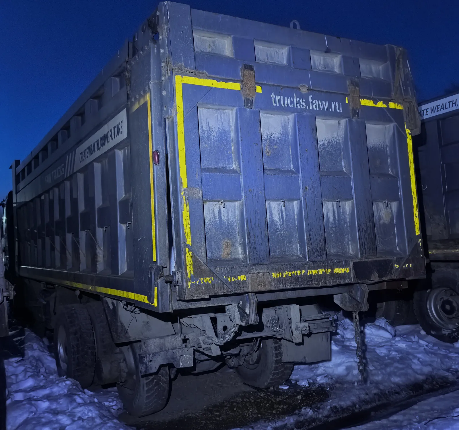 FAW J6 8x4 Самосвал, фото 4