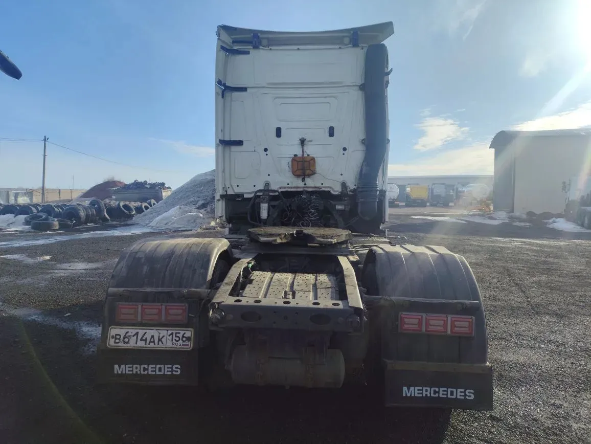 Mercedes-Benz Actros 4x2 Седельный тягач, фото 3