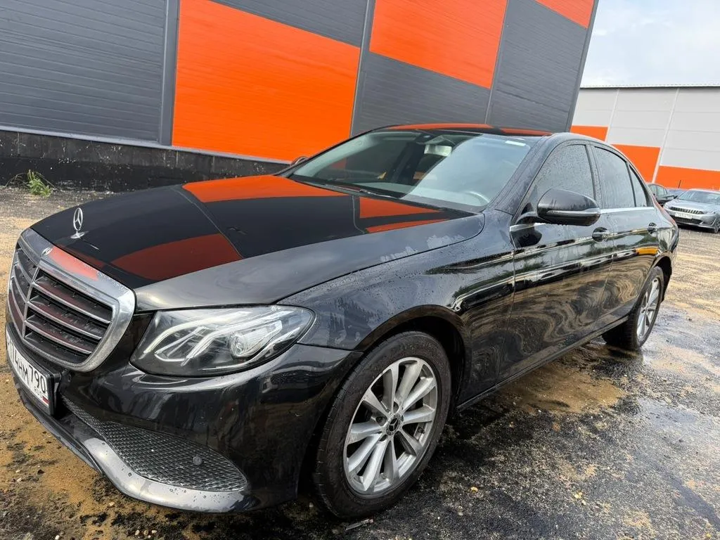 Mercedes-Benz E 200, фото 2