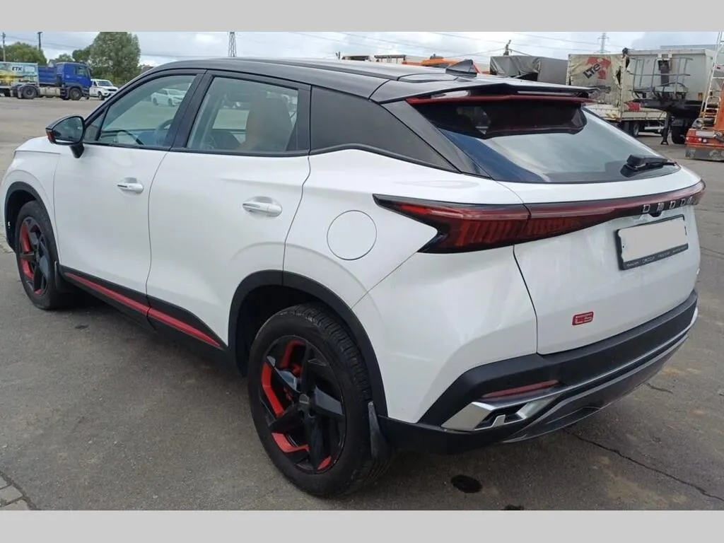 Omoda C5, фото 4