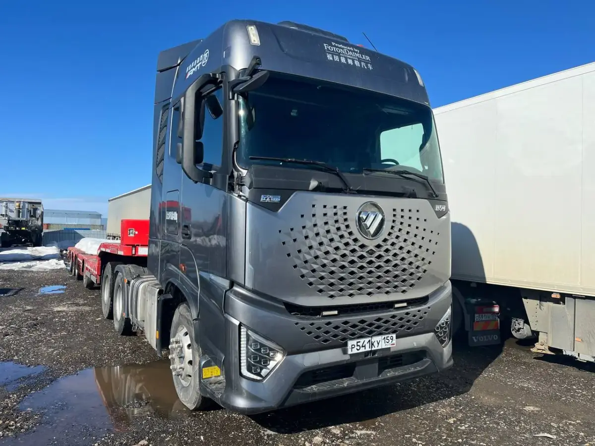 Foton AUMAN Galaxy 6x4 Седельный тягач, фото 2