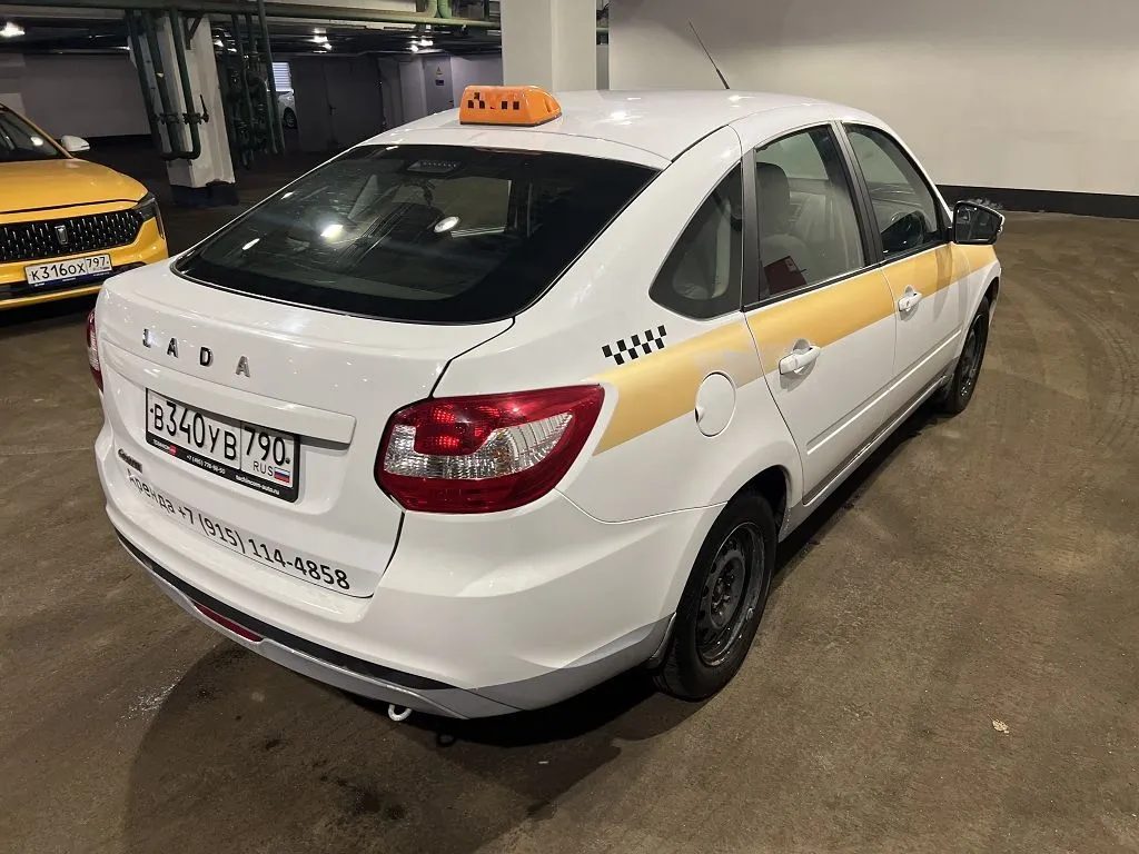 LADA Granta Лифтбек, фото 5