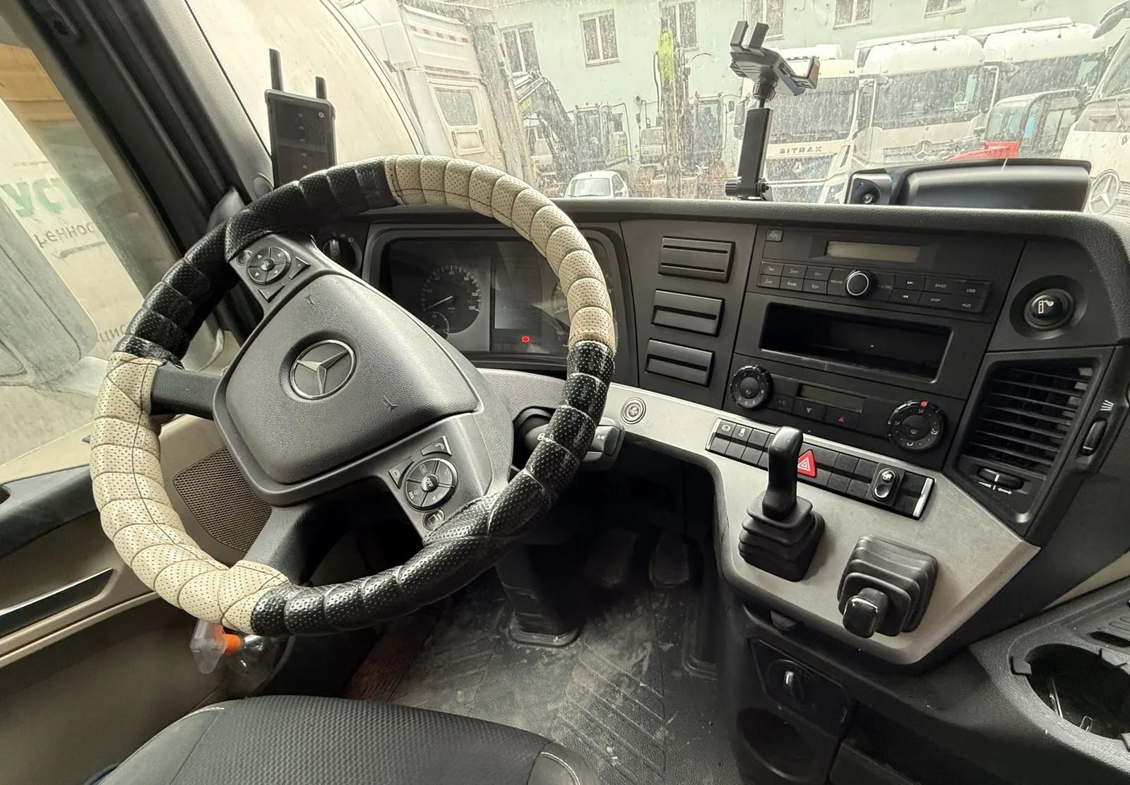 Mercedes-Benz Actros 6x4 Седельный тягач, фото 5
