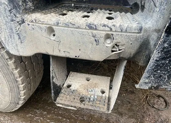 IVECO-Hongyan 908 (8x4), фото 3