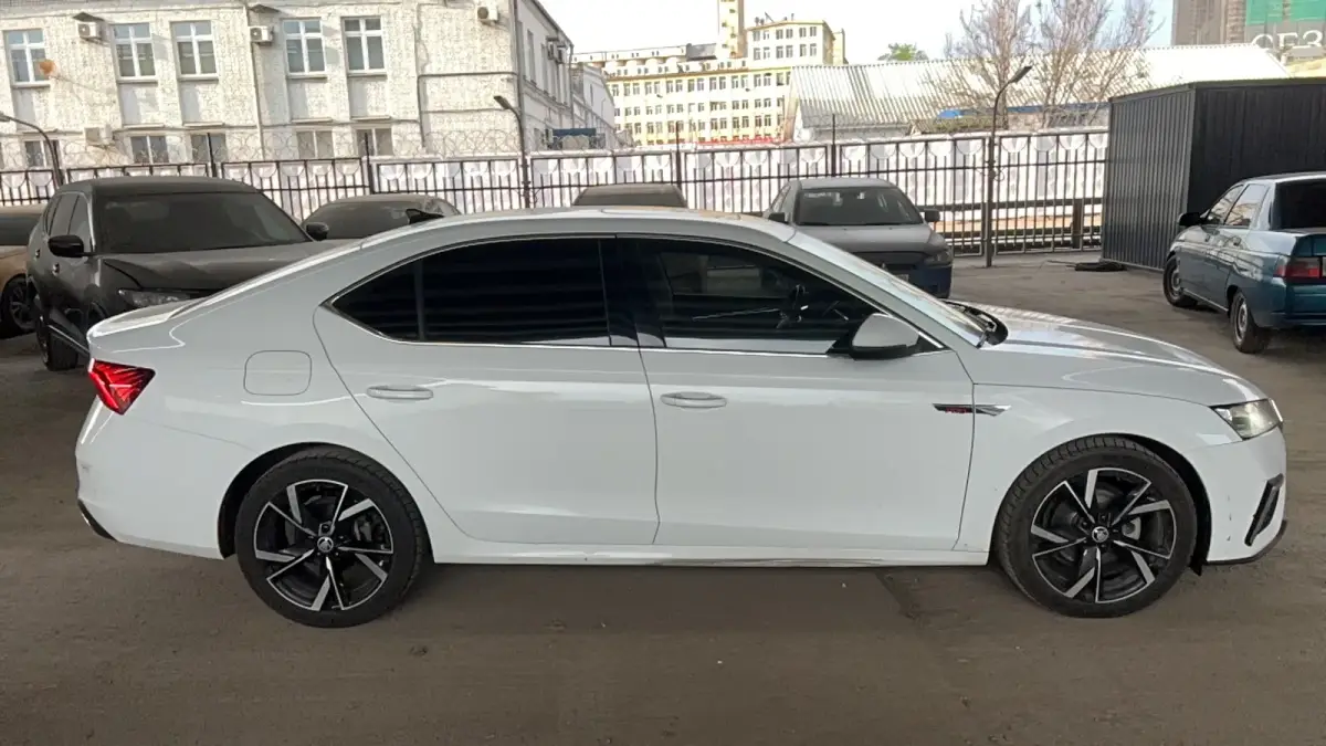 SKODA Octavia, фото 4