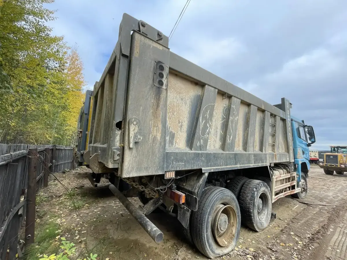 Shacman SX* 6x6 Самосвал, фото 3