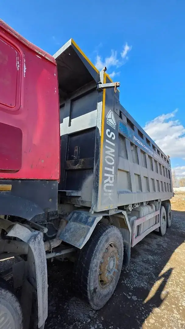 HOWO ZZ* 8x4 Самосвал, фото 4